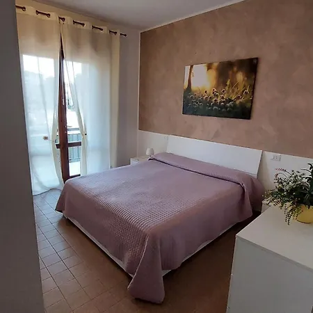 Gardenia - A 50 M Dal Apartman Lazise